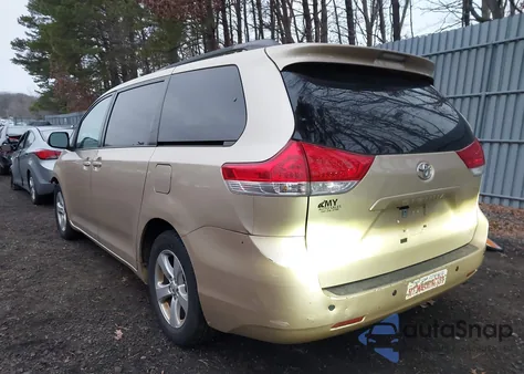 2014 Toyota Sienna Le V6 8 Passenger from USA, damaged, VIN 5TDKK3DC3ES405766